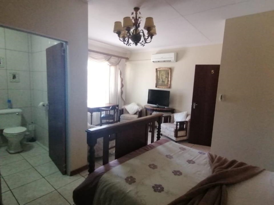 9 Bedroom Property for Sale in West End Northern Cape